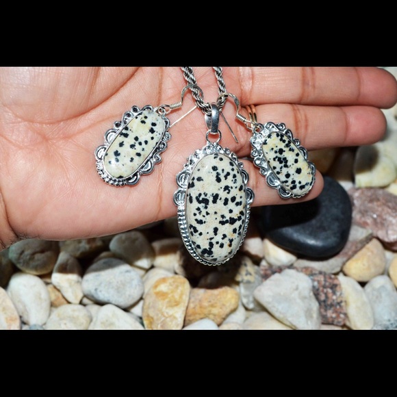 Dalmation Jasper Pendant & Earrings Set - Picture 7 of 8
